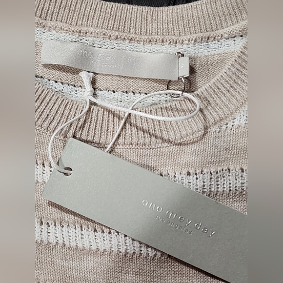 Revolve One Grey Day Beige White Striped Sleeveless Knit Tank Top Size L Casual - Picture 4 of 5